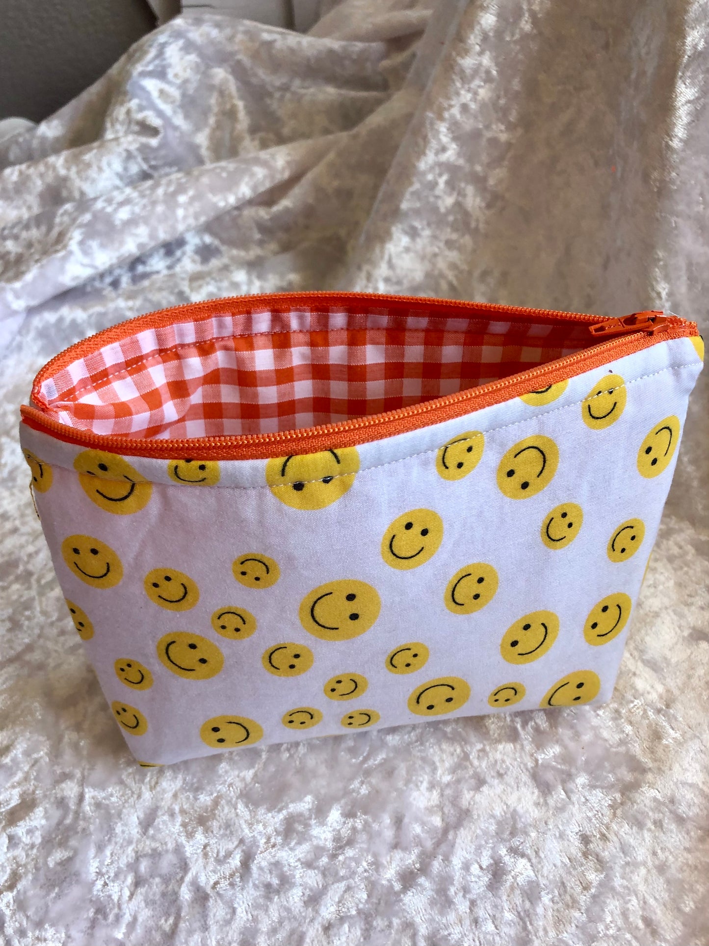 Happy days zipped pouch/make up bag