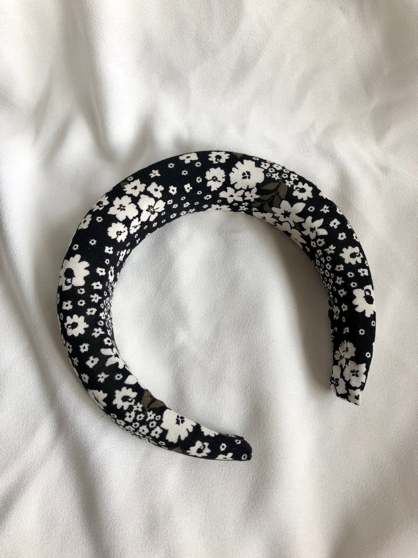Black & White Floral Chunky Padded Headband